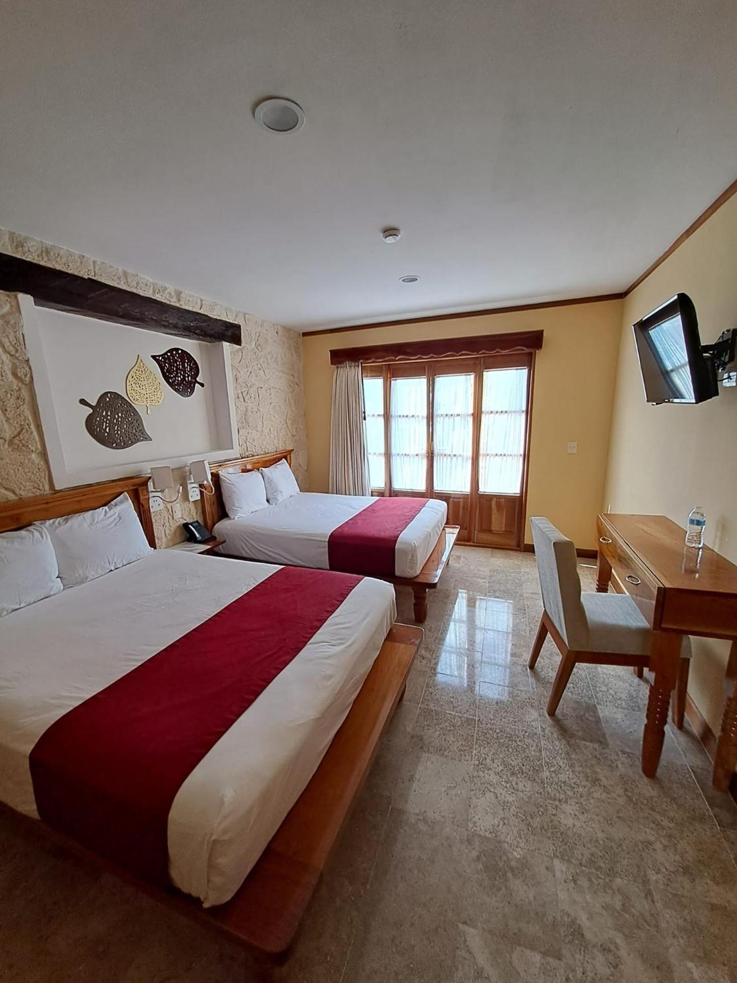 Cancun International Suites Exterior photo